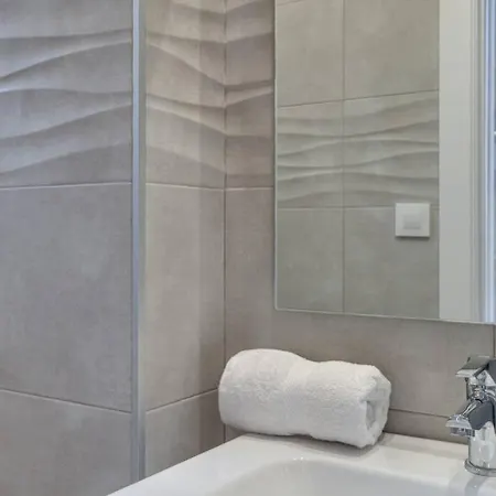 Live Like A Local In Eixample Appartement *