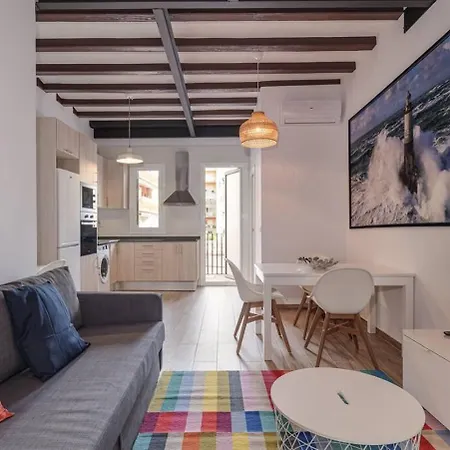 Live Like A Local In Eixample Appartamento