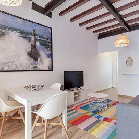 Live Like A Local In Eixample Appartamento