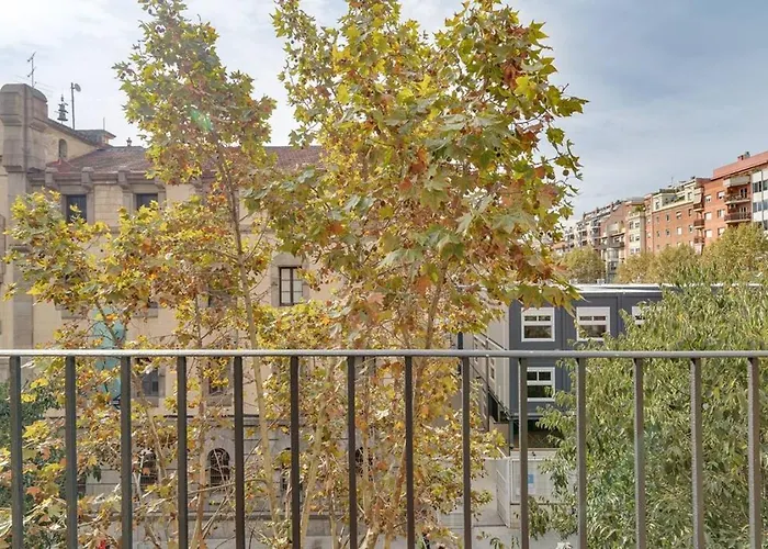 Live Like A Local In Eixample * 巴塞罗那